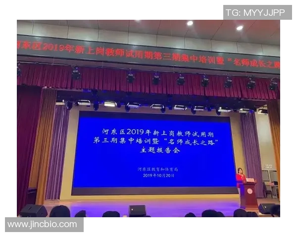 刘铮的奋斗之路：从默默无闻到职场精英的成长故事与启示